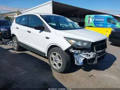 1FMCU0F71JUA67282 2018 FORD ESCAPE