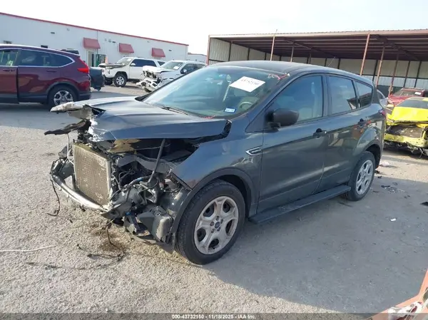 1FMCU0F71JUB71710 2018 FORD ESCAPE - Image 2