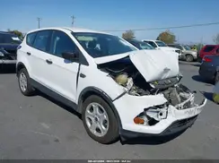 1FMCU0F71JUC60578 2018 FORD ESCAPE