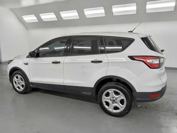 1FMCU0F71JUC89918 2018 FORD ESCAPE - Image 2