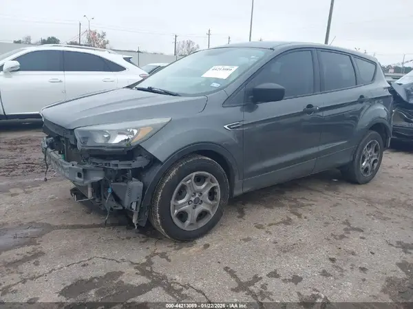 1FMCU0F71JUD58655 2018 FORD ESCAPE - Image 2
