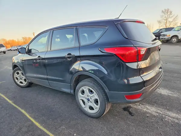 1FMCU0F71KUA21324 2019 FORD ESCAPE - Image 2