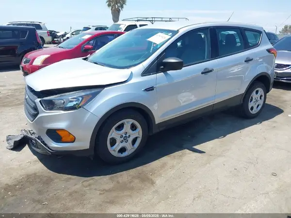 1FMCU0F71KUA72368 2019 FORD ESCAPE - Image 2