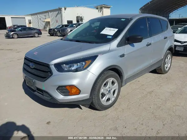 1FMCU0F71KUB26140 2019 FORD ESCAPE - Image 2