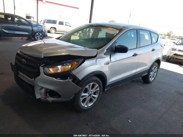 1FMCU0F71KUB79856 2019 FORD ESCAPE - Image 2