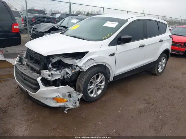 1FMCU0F71KUB99590 2019 FORD ESCAPE - Image 2