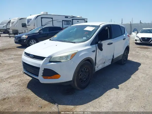 1FMCU0F72GUA09254 2016 FORD ESCAPE - Image 2
