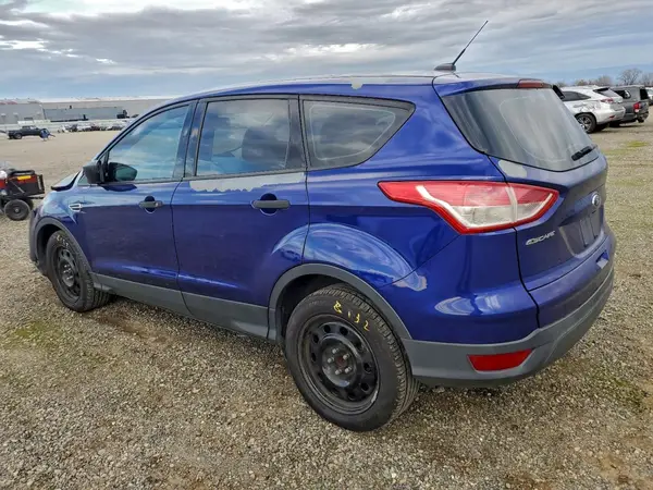 1FMCU0F72GUB15882 2016 FORD ESCAPE - Image 2