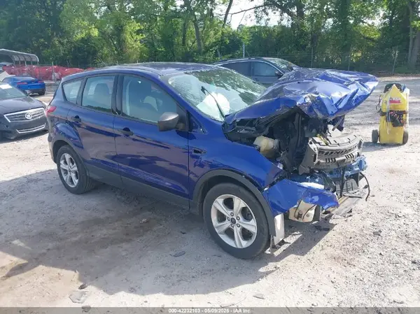 1FMCU0F72GUB40412 2016 FORD ESCAPE - Image 1