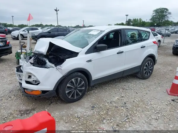 1FMCU0F72GUB97709 2016 FORD ESCAPE - Image 2