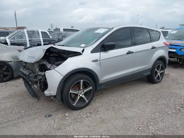 1FMCU0F72GUC41868 2016 FORD ESCAPE - Image 2