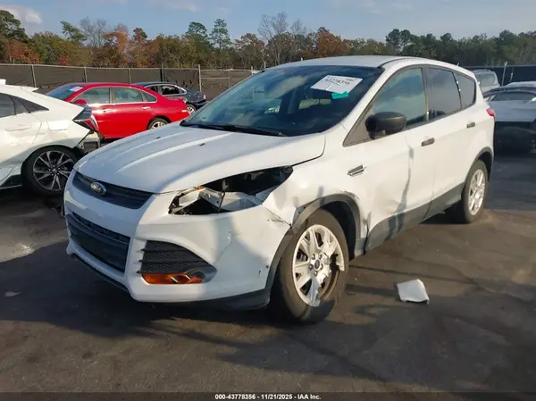 1FMCU0F72GUC61439 2016 FORD ESCAPE - Image 2