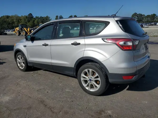 1FMCU0F72HUA19123 2017 FORD ESCAPE - Image 2
