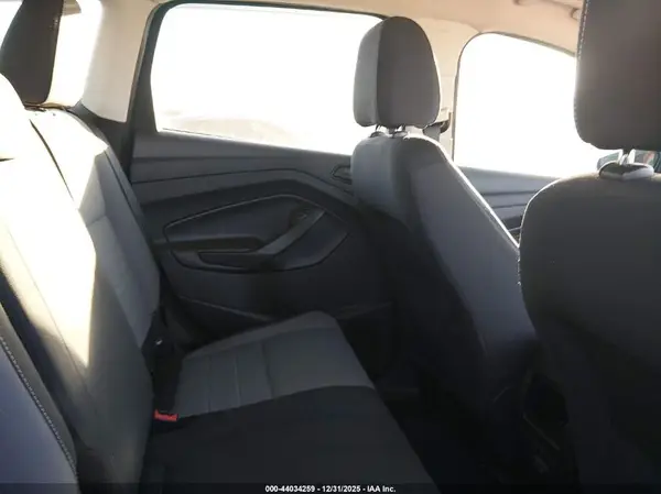 1FMCU0F72HUB15401 2017 FORD ESCAPE - Image 8