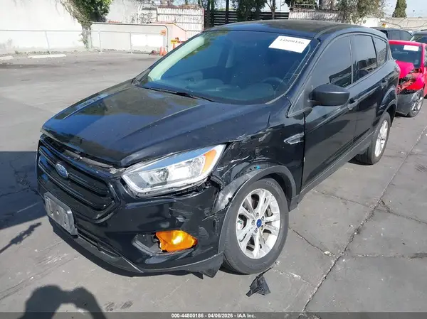 1FMCU0F72HUB15916 2017 FORD ESCAPE - Image 2