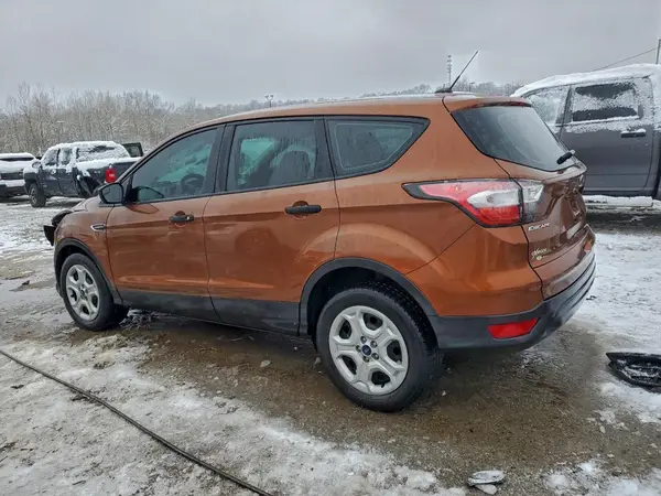 1FMCU0F72HUB39925 2017 FORD ESCAPE - Image 2