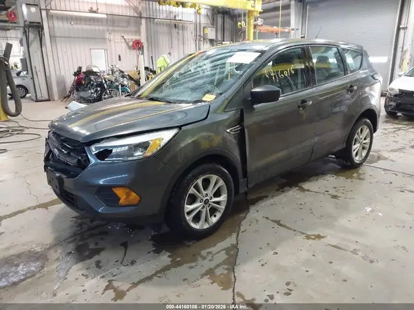 1FMCU0F72HUB98425 2017 FORD ESCAPE - Image 2