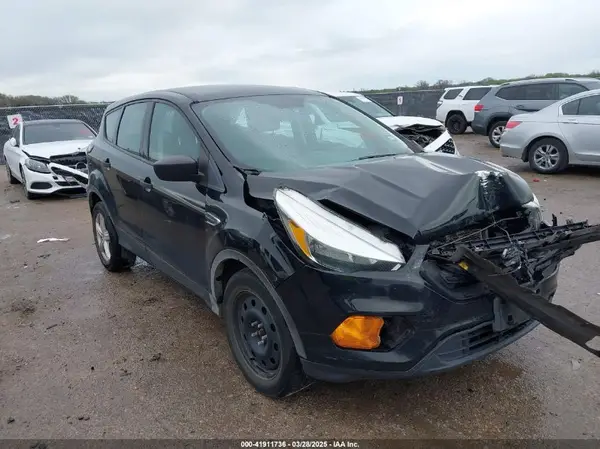 1FMCU0F72HUC16647 2017 FORD ESCAPE - Image 1