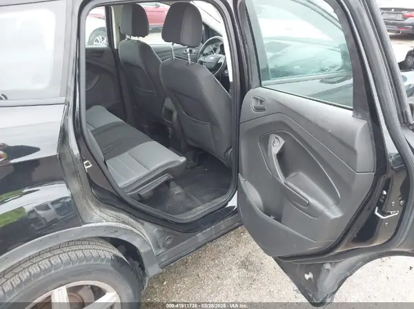 1FMCU0F72HUC16647 2017 FORD ESCAPE - Image 8