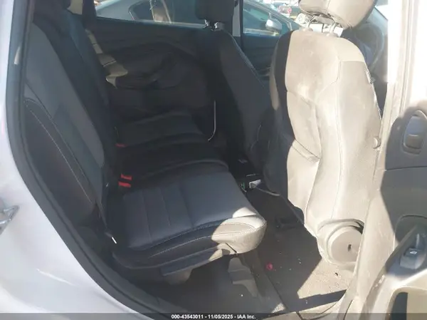 1FMCU0F72HUC65587 2017 FORD ESCAPE - Image 8