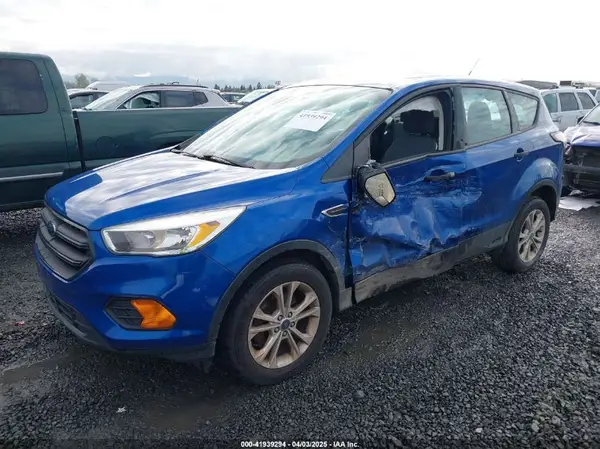 1FMCU0F72HUD59601 2017 FORD ESCAPE - Image 2