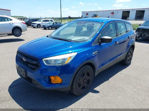 1FMCU0F72HUD60182 2017 FORD ESCAPE - Image 2