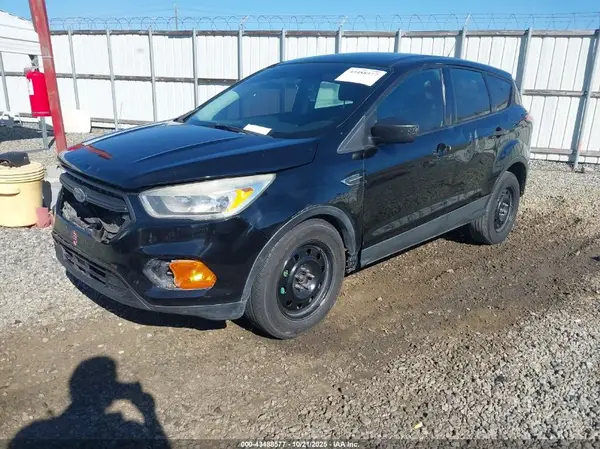 1FMCU0F72HUE01779 2017 FORD ESCAPE - Image 2