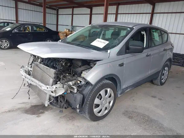 1FMCU0F72HUE65370 2017 FORD ESCAPE - Image 2