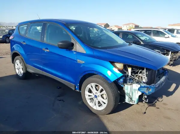 1FMCU0F72HUE87370 2017 FORD ESCAPE - Image 1