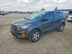 1FMCU0F72JUA70112 2018 FORD ESCAPE