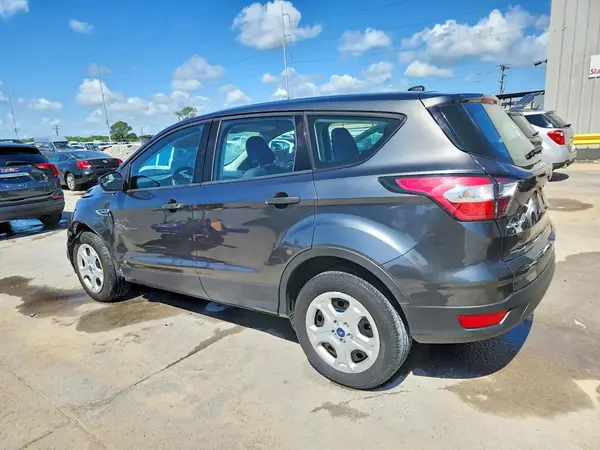 1FMCU0F72JUB11029 2018 FORD ESCAPE - Image 2