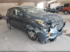 1FMCU0F72JUC26519 2018 FORD ESCAPE