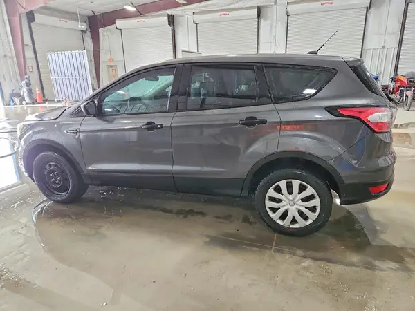 1FMCU0F72JUC47967 2018 FORD ESCAPE - Image 2