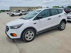 1FMCU0F72JUC75686 2018 FORD ESCAPE