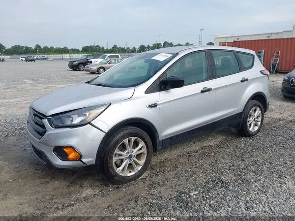1FMCU0F72JUD55148 2018 FORD ESCAPE - Image 2