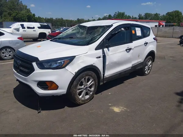1FMCU0F72KUA22899 2019 FORD ESCAPE - Image 2