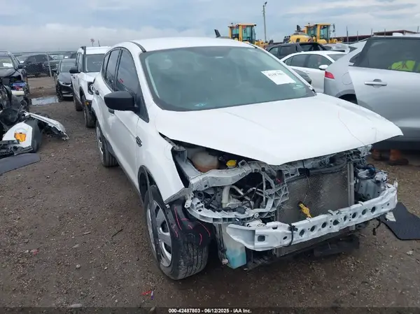 1FMCU0F72KUB00775 2019 FORD ESCAPE - Image 1
