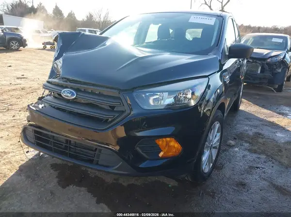 1FMCU0F72KUC25744 2019 FORD ESCAPE - Image 2