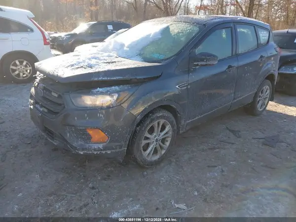 1FMCU0F72KUC56010 2019 FORD ESCAPE - Image 2