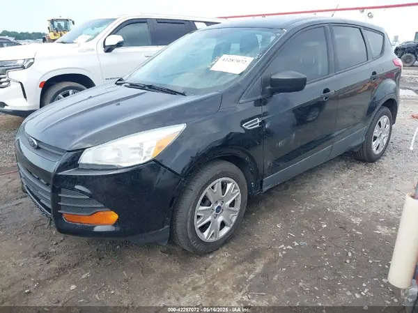 1FMCU0F73GUA90300 2016 FORD ESCAPE - Image 2