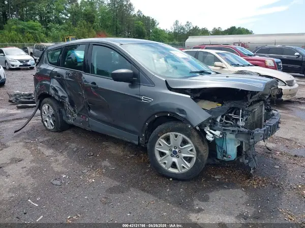 1FMCU0F73GUB19861 2016 FORD ESCAPE - Image 1