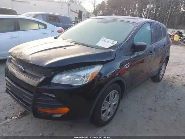 1FMCU0F73GUB76044 2016 FORD ESCAPE - Image 2