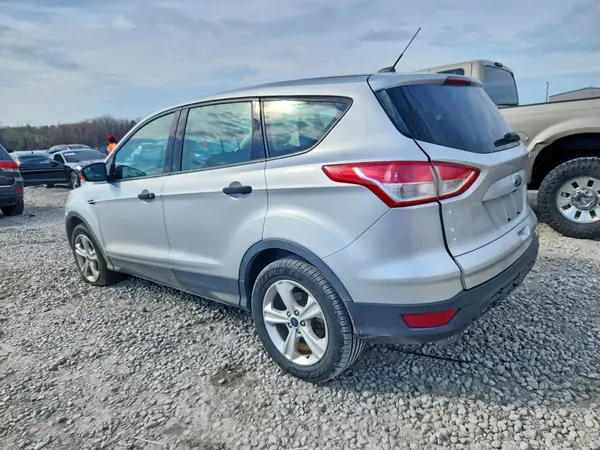 1FMCU0F73GUB89747 2016 FORD ESCAPE - Image 2