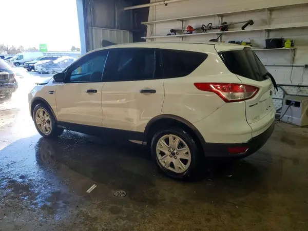 1FMCU0F73GUB89831 2016 FORD ESCAPE - Image 2