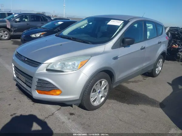1FMCU0F73GUB99436 2016 FORD ESCAPE - Image 2