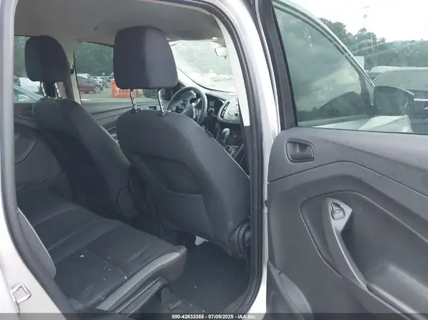1FMCU0F73GUC18678 2016 FORD ESCAPE - Image 8