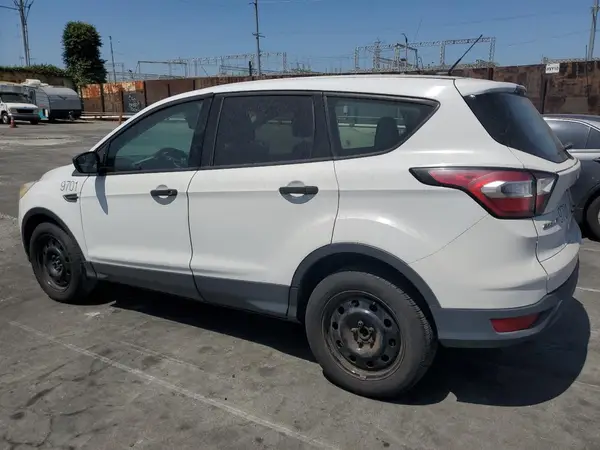 1FMCU0F73HUA15159 2017 FORD ESCAPE - Image 2