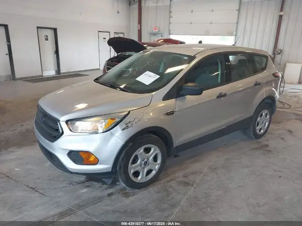 1FMCU0F73HUA92372 2017 FORD ESCAPE - Image 2