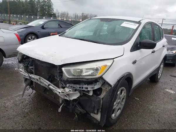 1FMCU0F73HUB53672 2017 FORD ESCAPE - Image 2