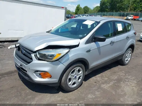 1FMCU0F73HUB64705 2017 FORD ESCAPE - Image 2
